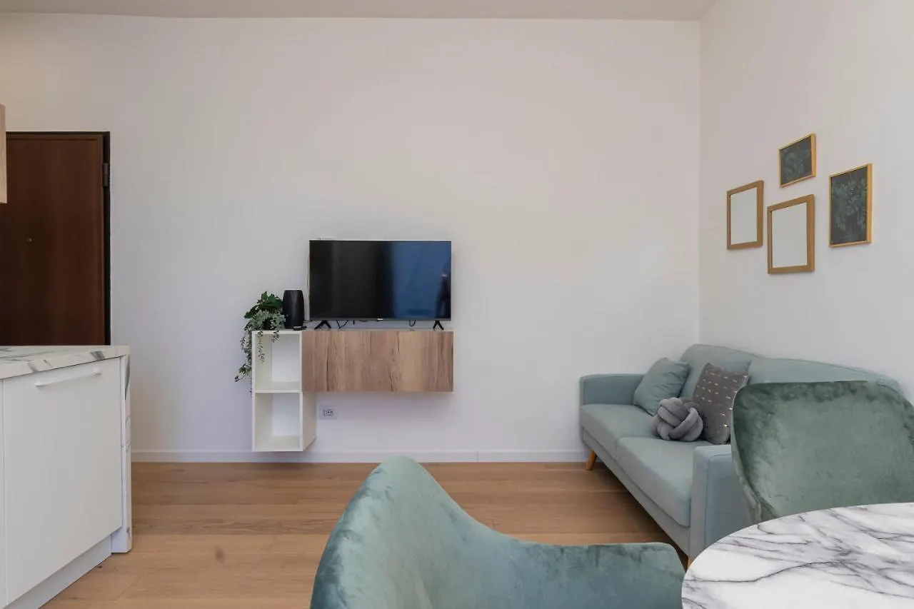 Luxury Apartment In San Siro Tesio 15 Milan Italy